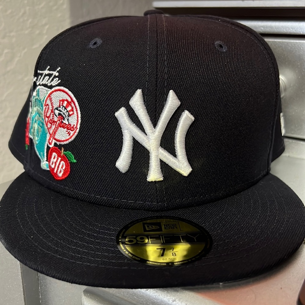 Brand new New Era 59FIFTY fitted Empire State NY Yankees hat size 7 7/8